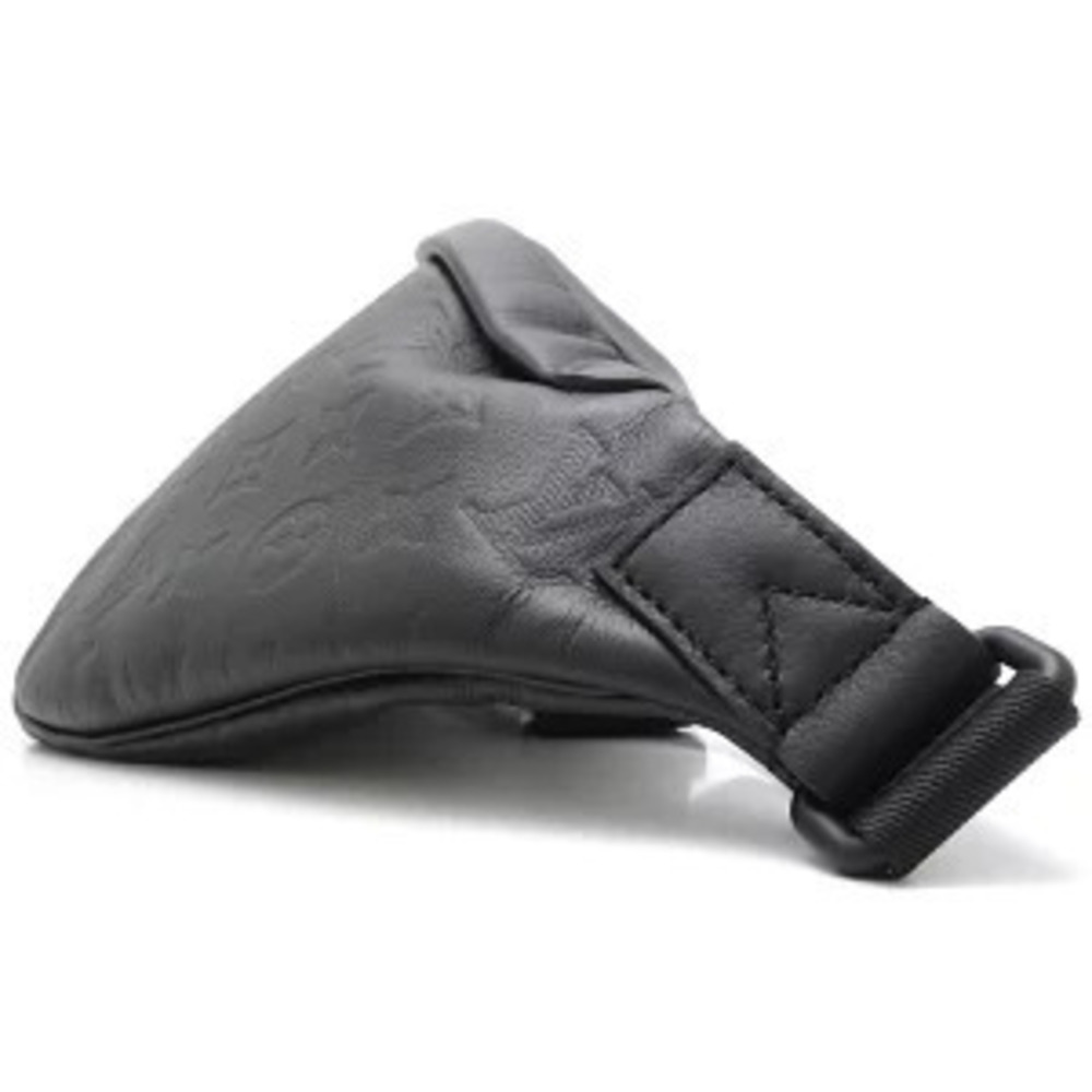 Louis Vuitton Discovery Bum Bum Belt Crossbody Bag Body Black